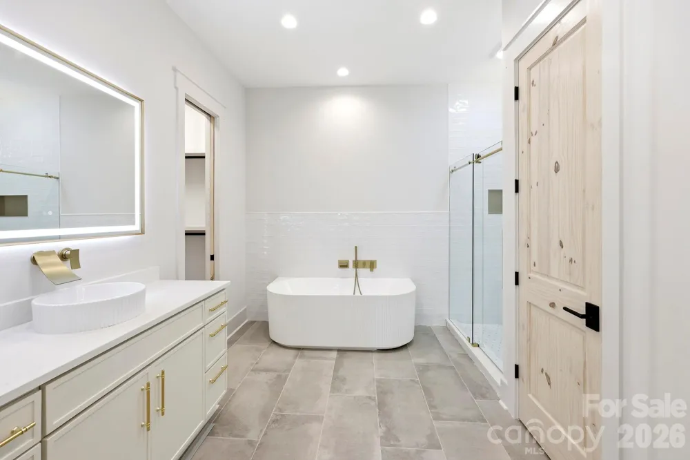 121 Deer Jump Trail Lake Lure, NC 28746