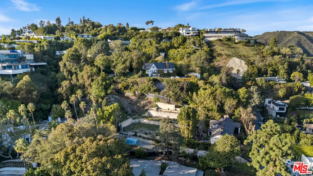 1185 Angelo Drive Beverly Hills, CA 90210