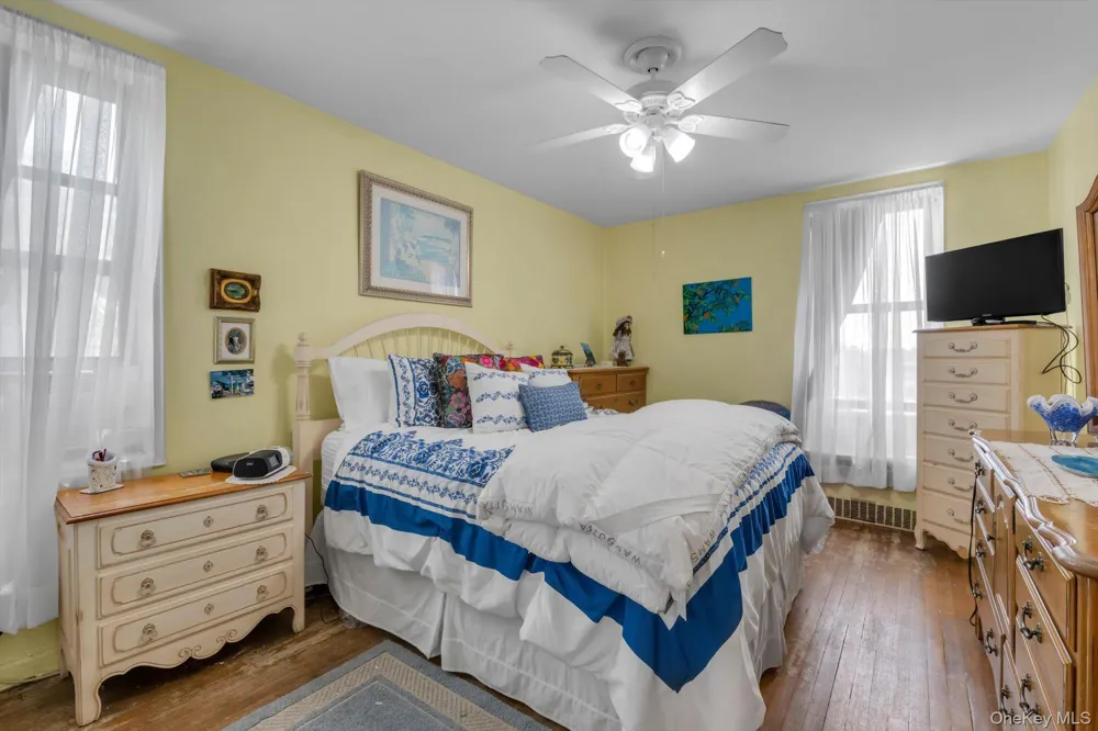 83-35 139 STREET #5M Briarwood, NY 11435
