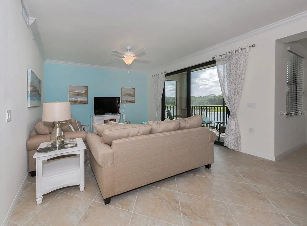 16904 VARDON TERRACE #202 Lakewood Ranch, FL 34211