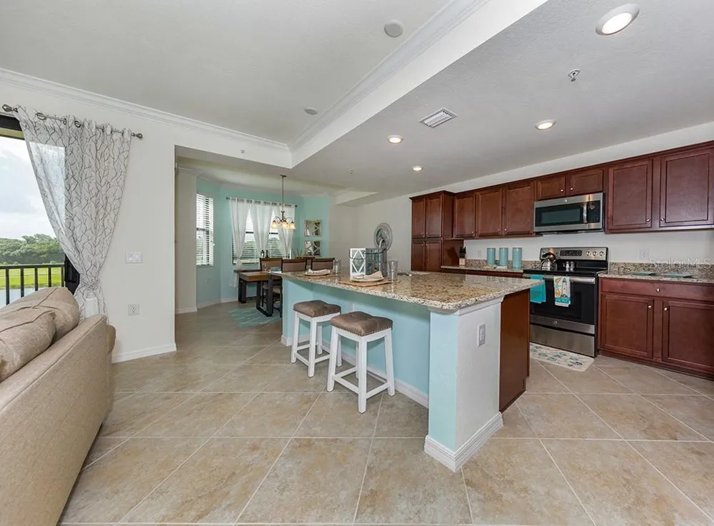 16904 VARDON TERRACE #202 Lakewood Ranch, FL 34211