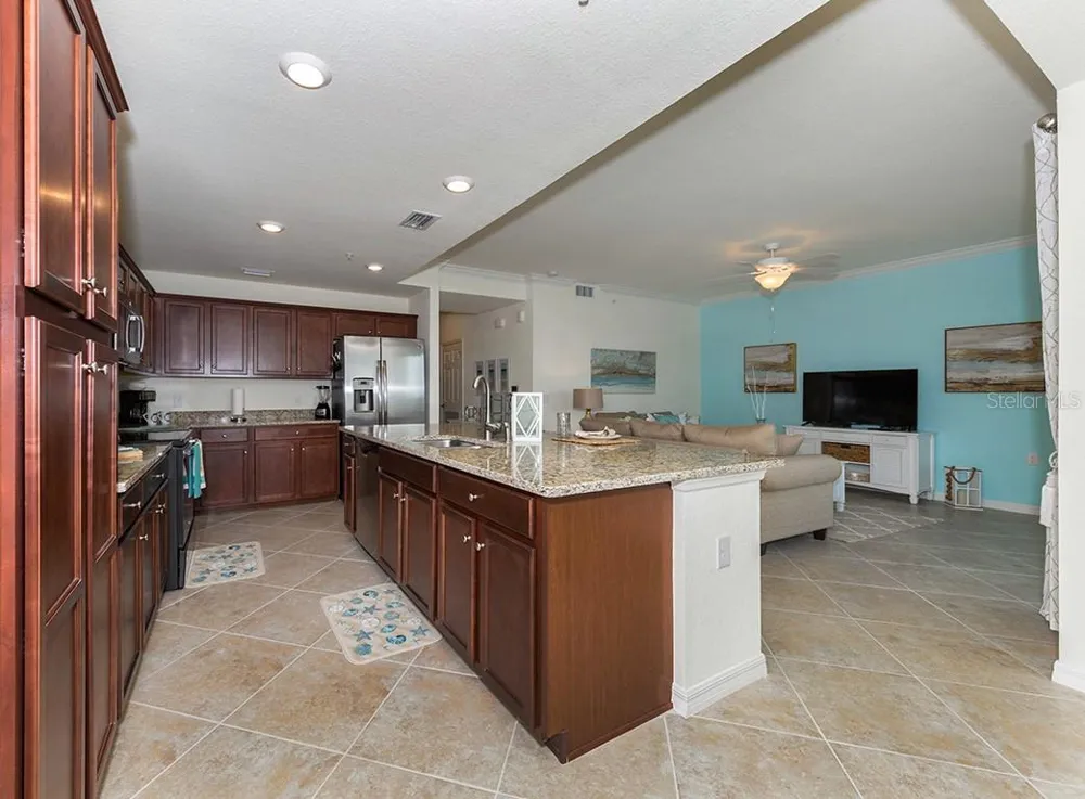 16904 VARDON TERRACE #202 Lakewood Ranch, FL 34211
