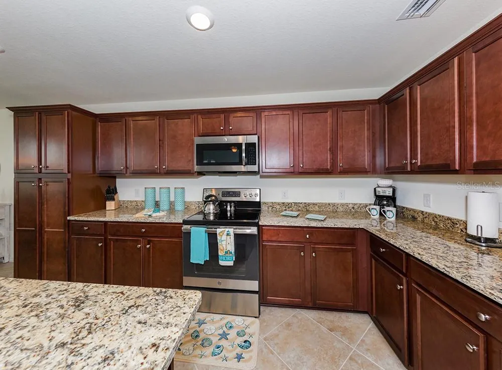 16904 VARDON TERRACE #202 Lakewood Ranch, FL 34211
