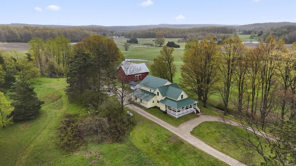9901 S 41 ROAD Clam Lake Township, MI 49601