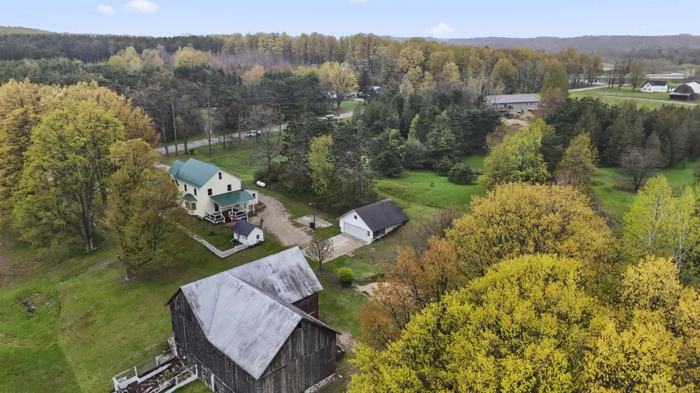 9901 S 41 ROAD Clam Lake Township, MI 49601
