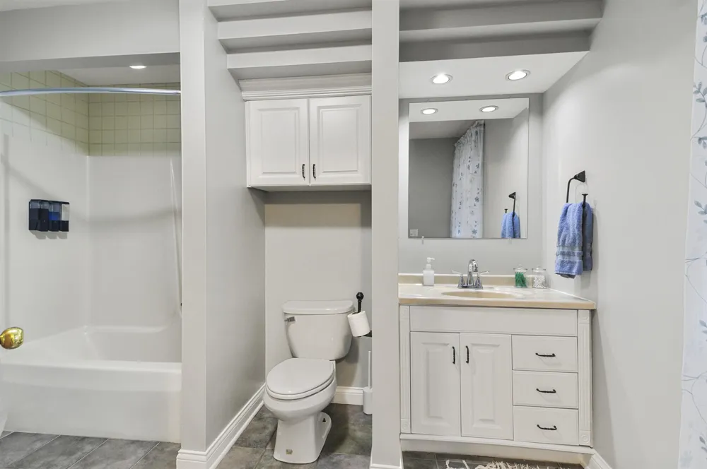 9901 S 41 ROAD Clam Lake Township, MI 49601