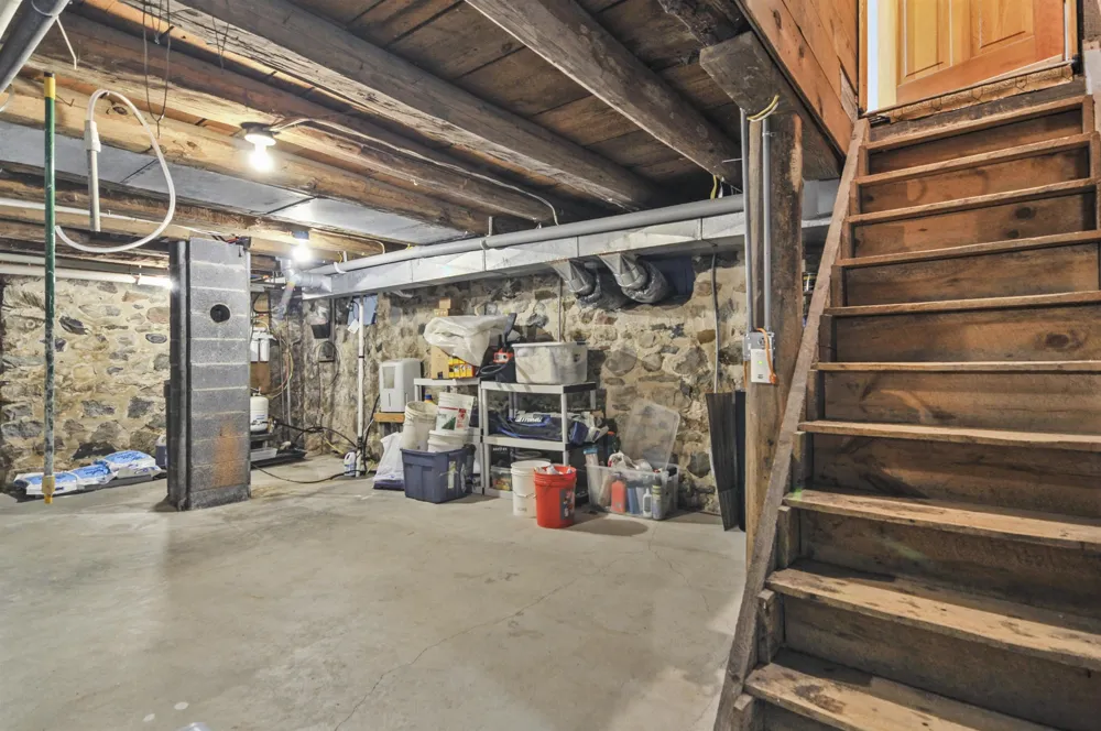 9901 S 41 ROAD Clam Lake Township, MI 49601