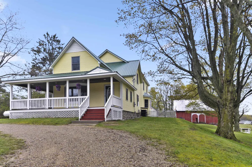 9901 S 41 ROAD Clam Lake Township, MI 49601