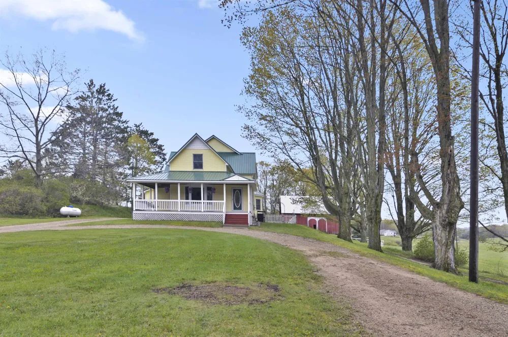 9901 S 41 ROAD Clam Lake Township, MI 49601