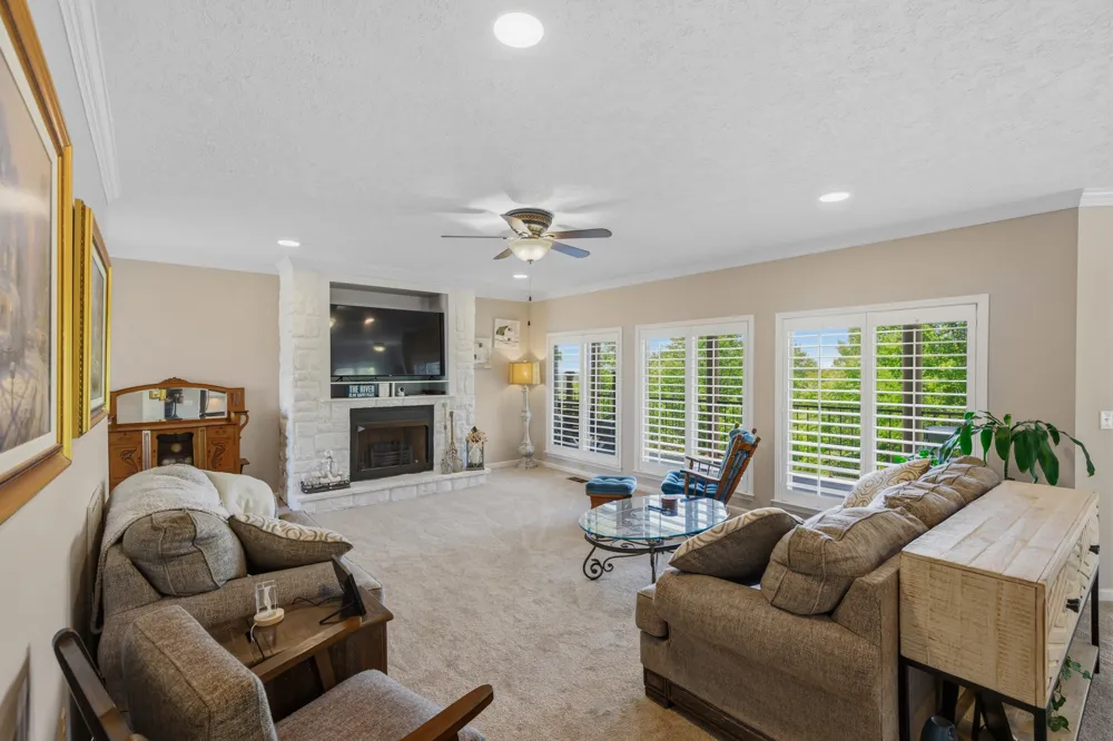 300 Rivers Edge Dr Bath Springs, TN 38311