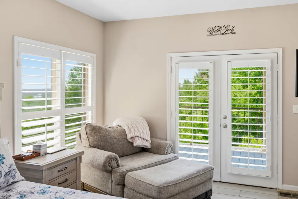 300 Rivers Edge Dr Bath Springs, TN 38311