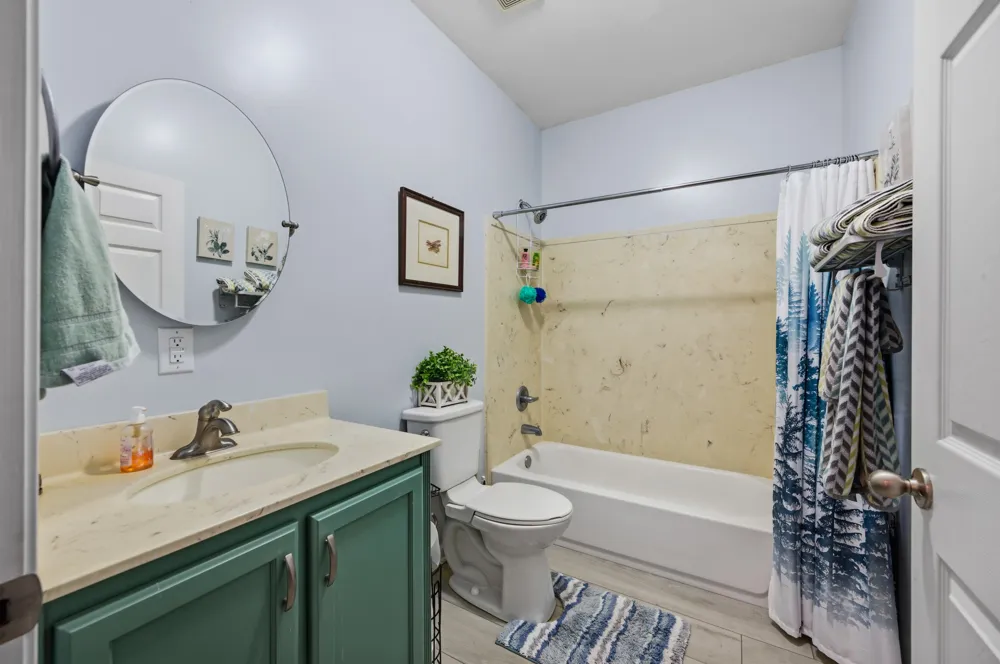 300 Rivers Edge Dr Bath Springs, TN 38311
