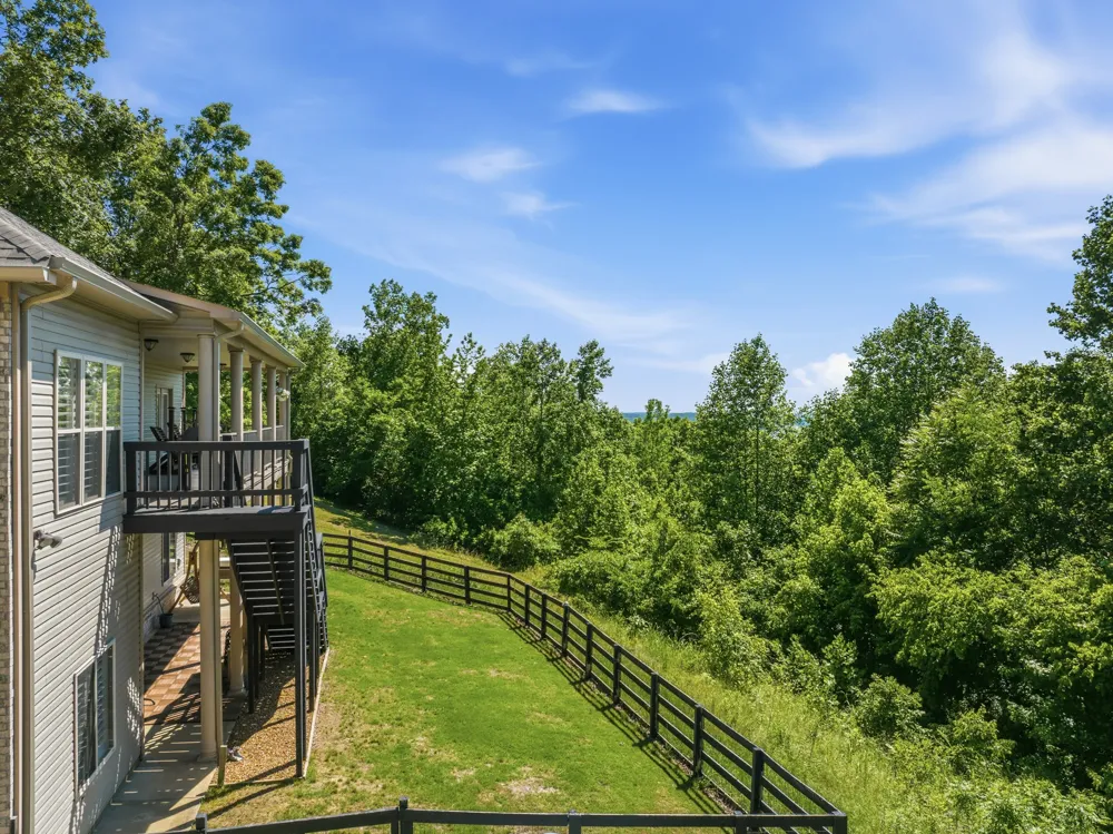 300 Rivers Edge Dr Bath Springs, TN 38311