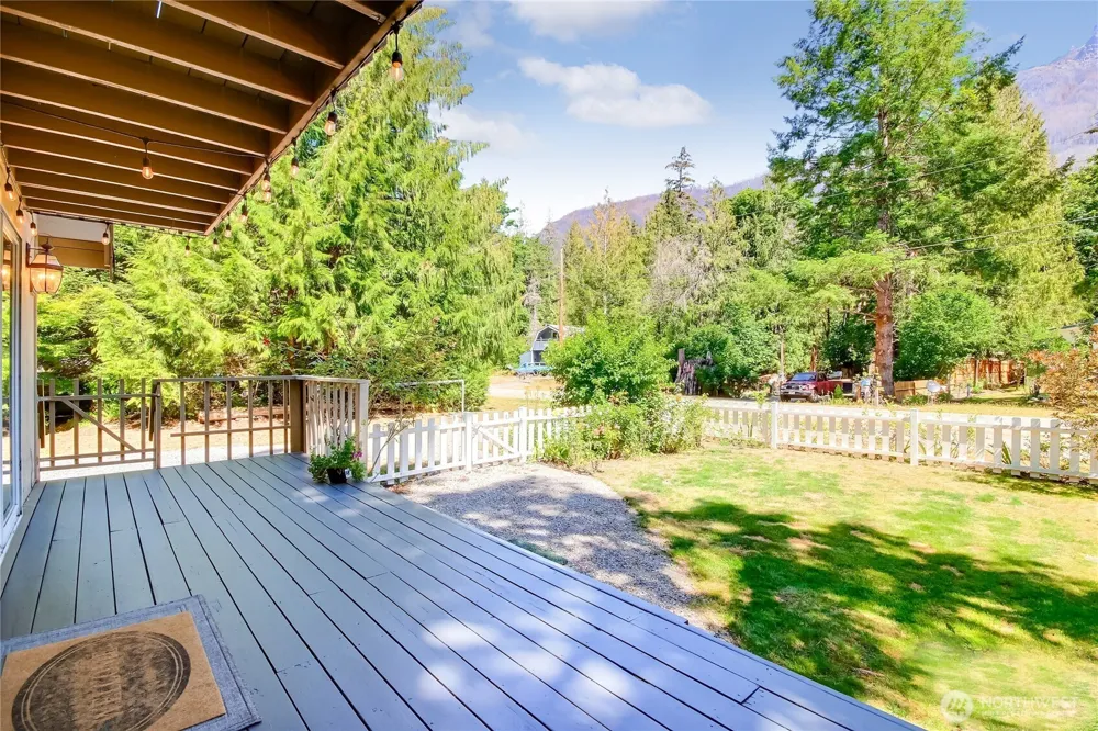 64455 NE 180th Street Baring, WA 98224
