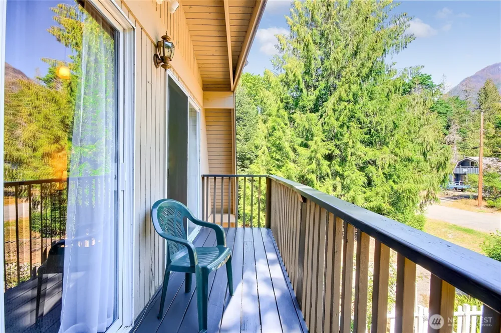 64455 NE 180th Street Baring, WA 98224