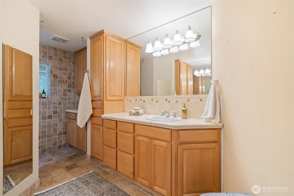 10315 NE 156th Street Brush Prairie, WA 98606