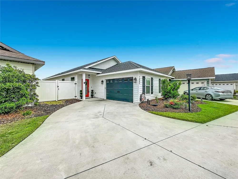 1885 SW 245TH TERRACE Newberry, FL 32669