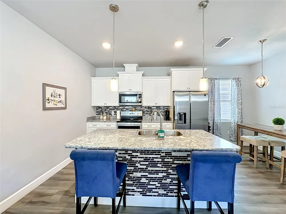 1885 SW 245TH TERRACE Newberry, FL 32669