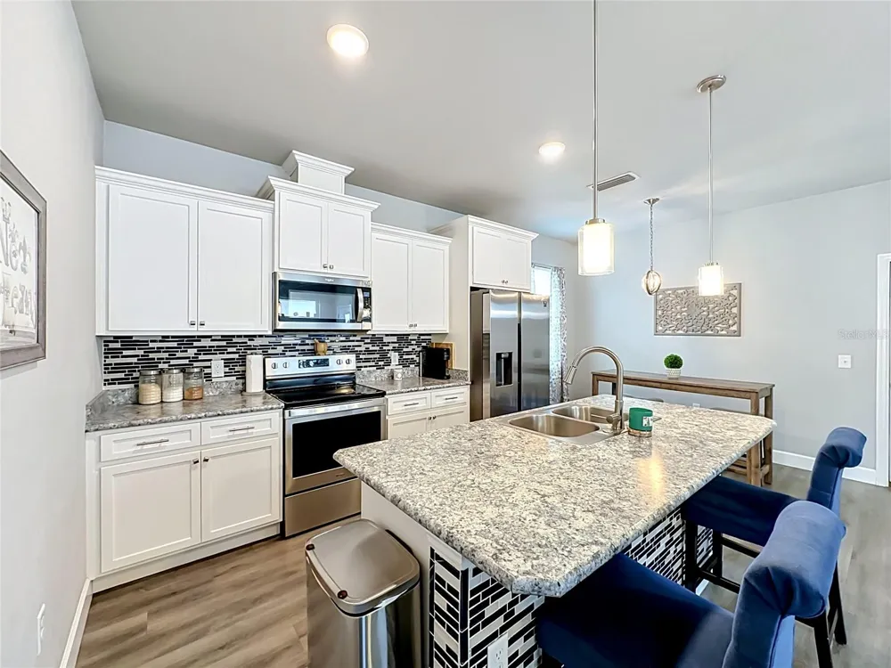1885 SW 245TH TERRACE Newberry, FL 32669