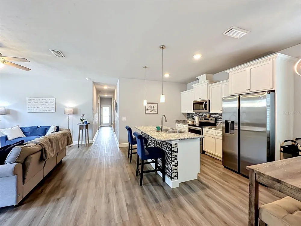 1885 SW 245TH TERRACE Newberry, FL 32669