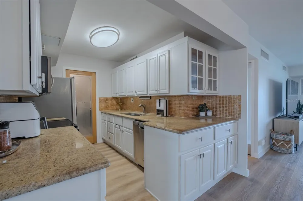 10355 PARADISE BOULEVARD #511 Treasure Island, FL 33706