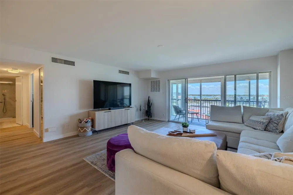 10355 PARADISE BOULEVARD #511 Treasure Island, FL 33706