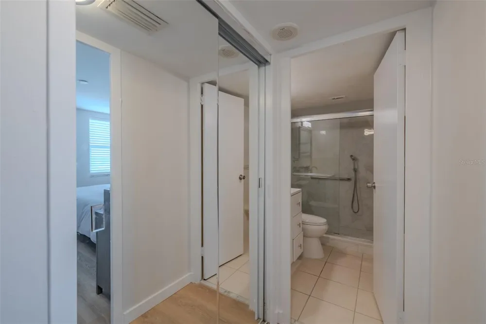 10355 PARADISE BOULEVARD #511 Treasure Island, FL 33706