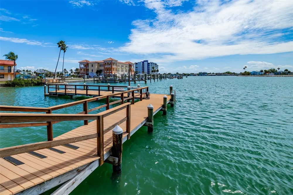 10355 PARADISE BOULEVARD #511 Treasure Island, FL 33706