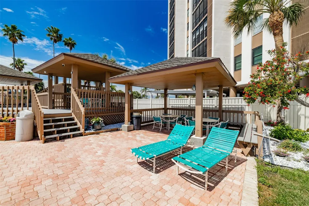 10355 PARADISE BOULEVARD #511 Treasure Island, FL 33706
