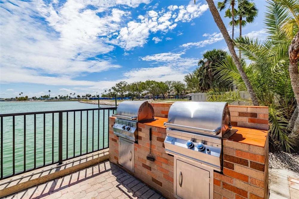 10355 PARADISE BOULEVARD #511 Treasure Island, FL 33706