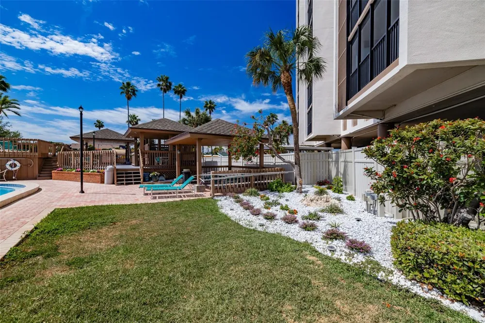 10355 PARADISE BOULEVARD #511 Treasure Island, FL 33706