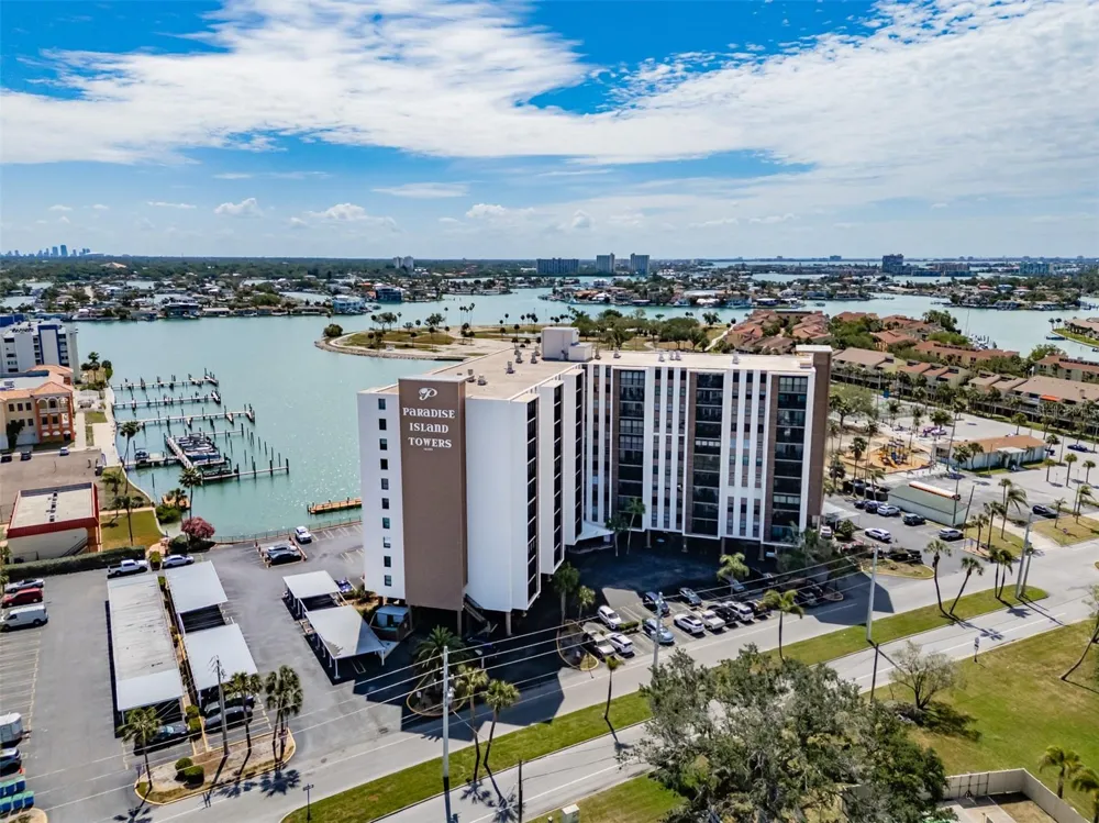 10355 PARADISE BOULEVARD #511 Treasure Island, FL 33706