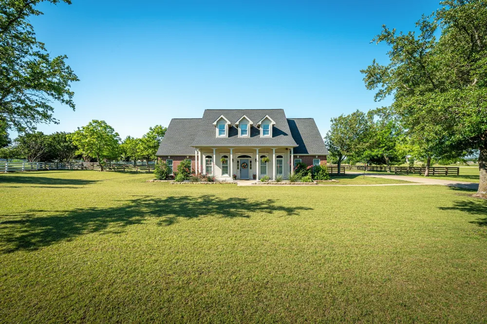 15 Brookhollow Circle Melissa, TX 75454