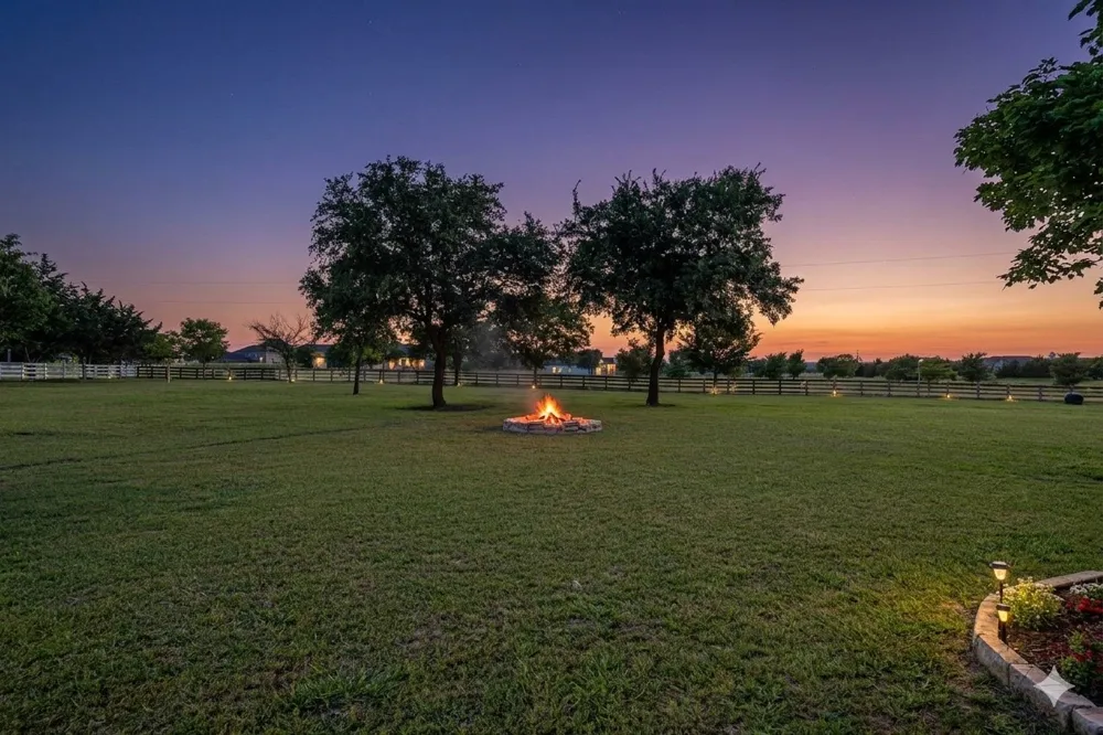 15 Brookhollow Circle Melissa, TX 75454