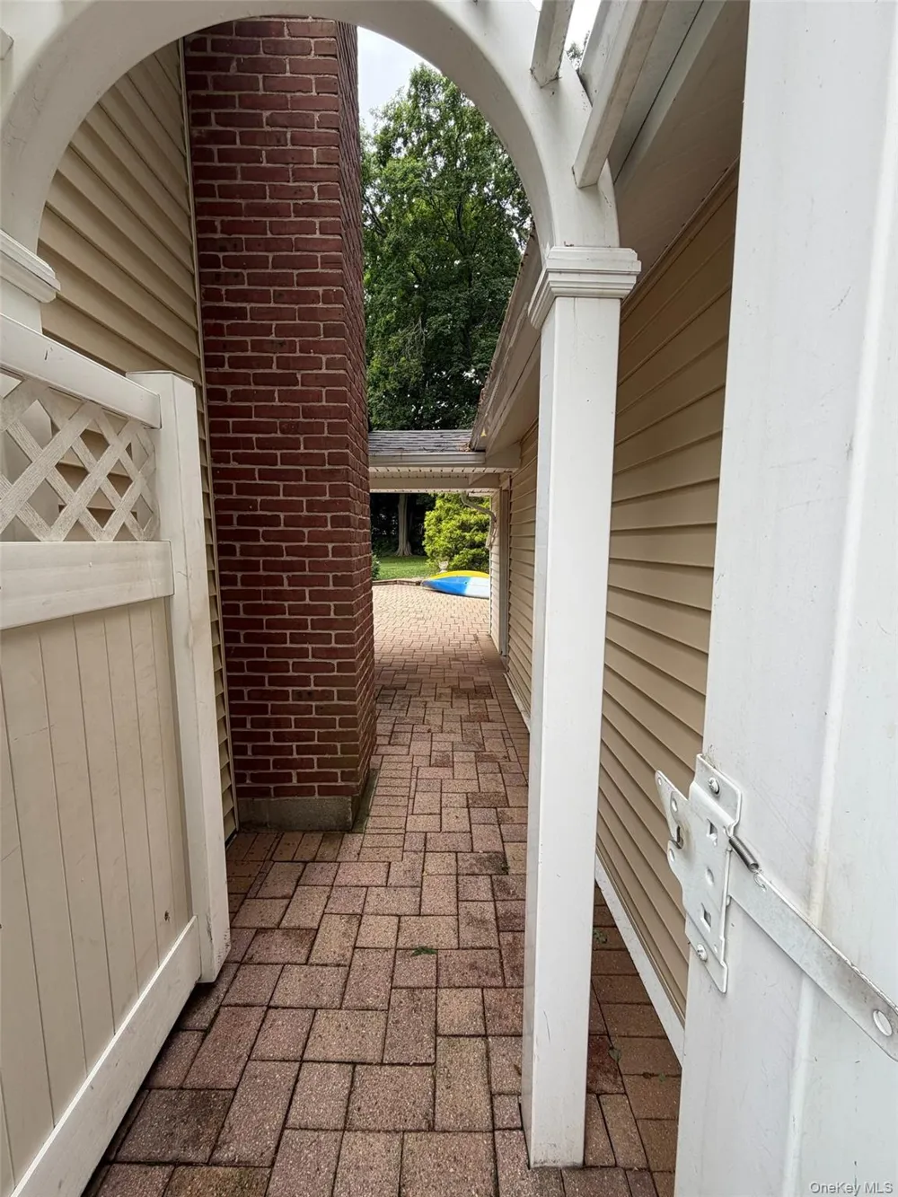81 Union Avenue Amityville, NY 11701