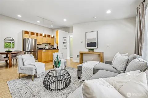 21305 48th Avenue W #B205