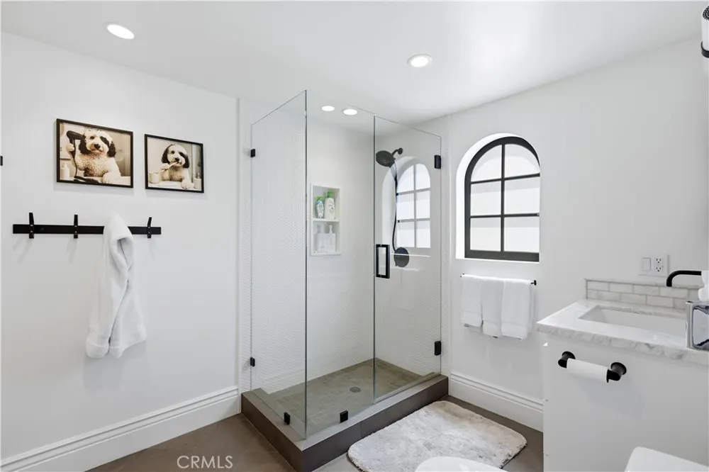 5460 ROUND MEADOW Hidden Hills, CA 91302