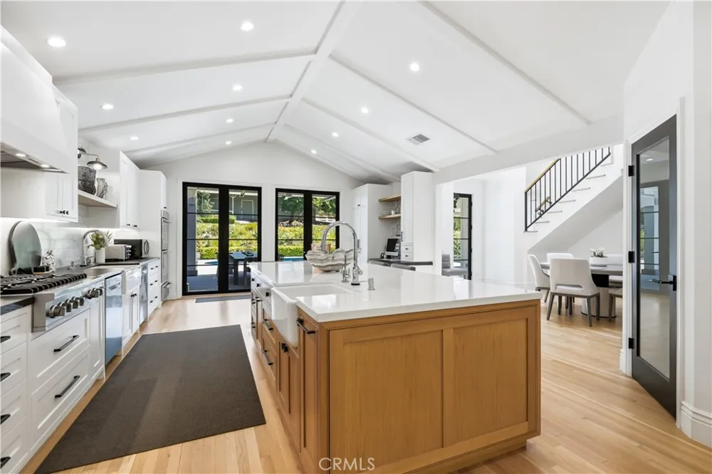 5460 ROUND MEADOW Hidden Hills, CA 91302
