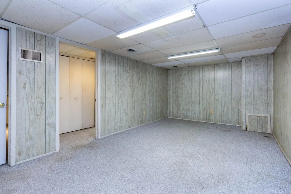 13281 Lake Point Boulevard Van Buren Charter Township, MI 48111