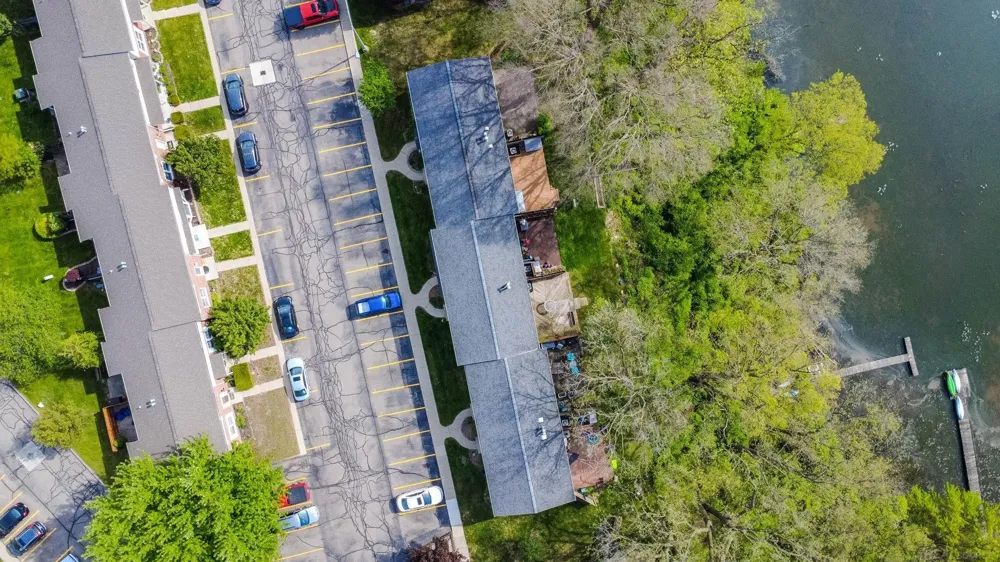 13281 Lake Point Boulevard Van Buren Charter Township, MI 48111