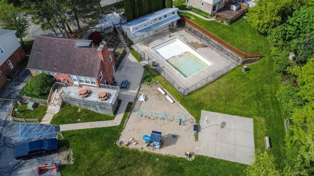 13281 Lake Point Boulevard Van Buren Charter Township, MI 48111