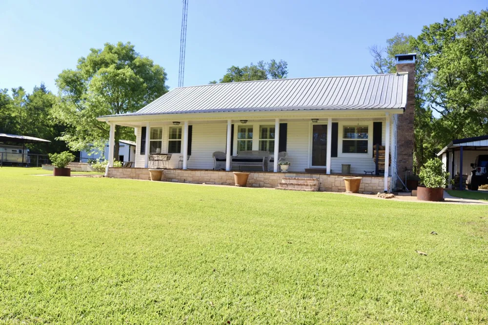 387 County Road 2101 Ivanhoe, TX 75447
