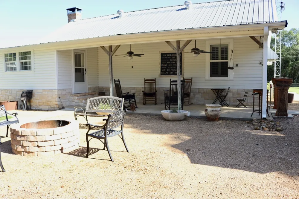 387 County Road 2101 Ivanhoe, TX 75447