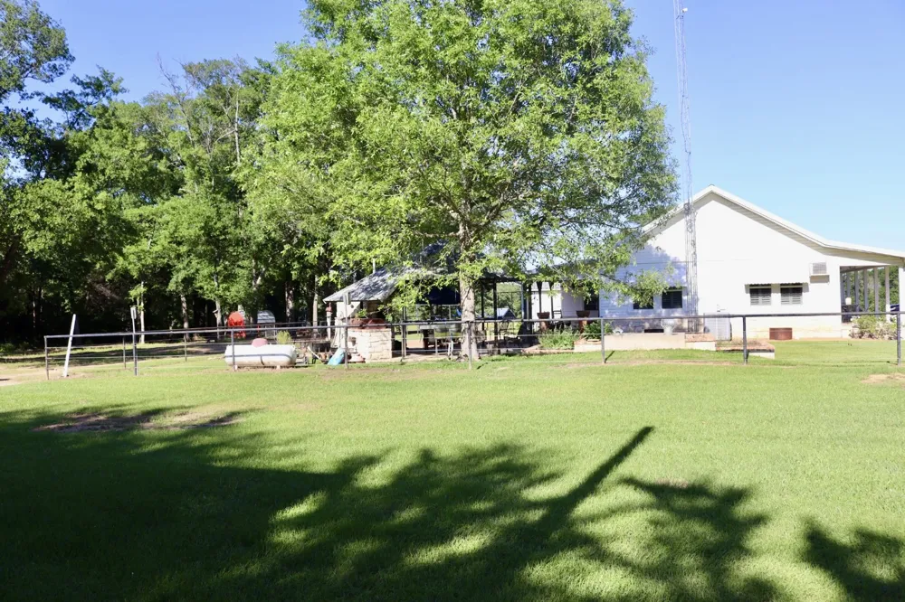 387 County Road 2101 Ivanhoe, TX 75447