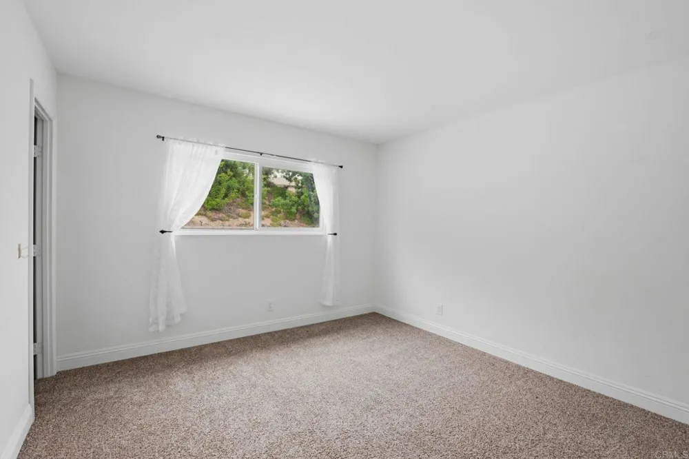 13104 Lakeview Granada Drive Lakeside, CA 92040