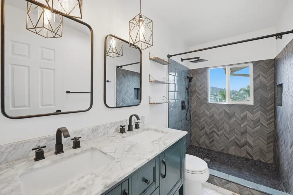 13104 Lakeview Granada Drive Lakeside, CA 92040