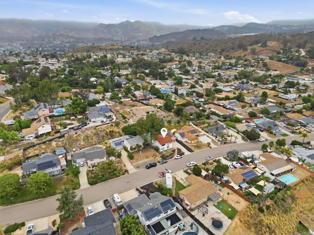 13104 Lakeview Granada Drive Lakeside, CA 92040
