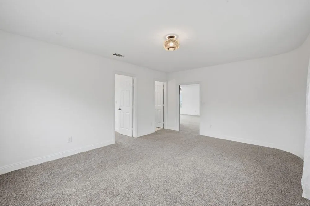 13104 Lakeview Granada Drive Lakeside, CA 92040