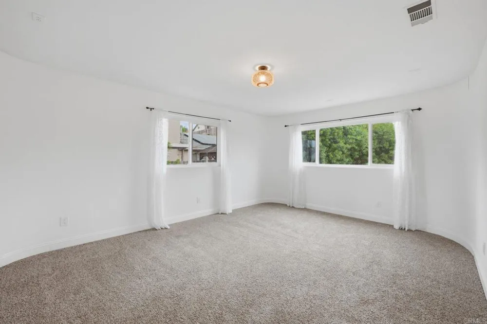 13104 Lakeview Granada Drive Lakeside, CA 92040