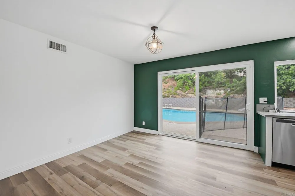 13104 Lakeview Granada Drive Lakeside, CA 92040